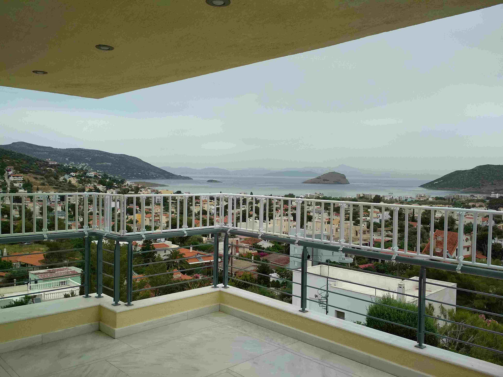 Μπαλκόνι με γωνίες - Protex