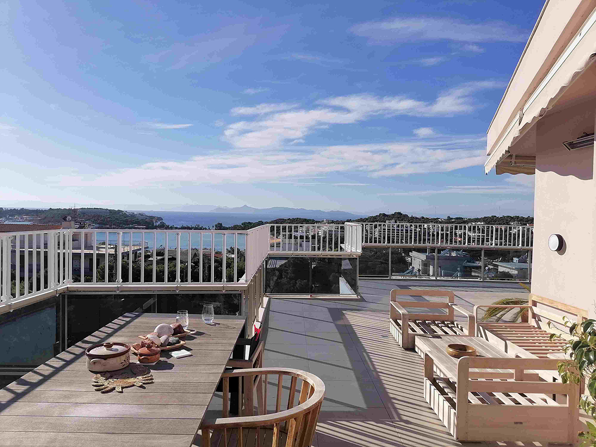 Μπαλκόνι με γωνίες - Protex