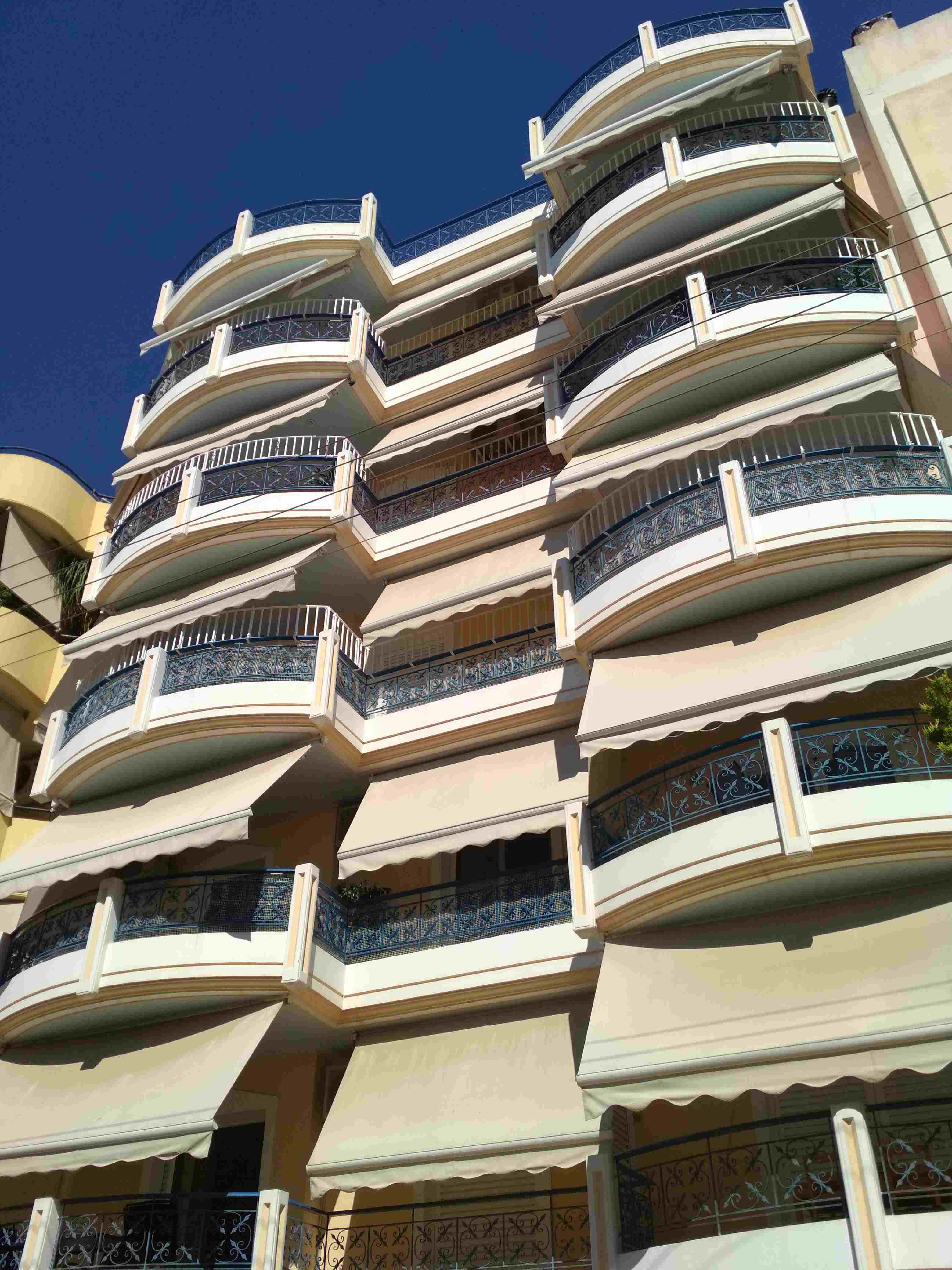 Μπαλκόνι με καμπύλες - Protex