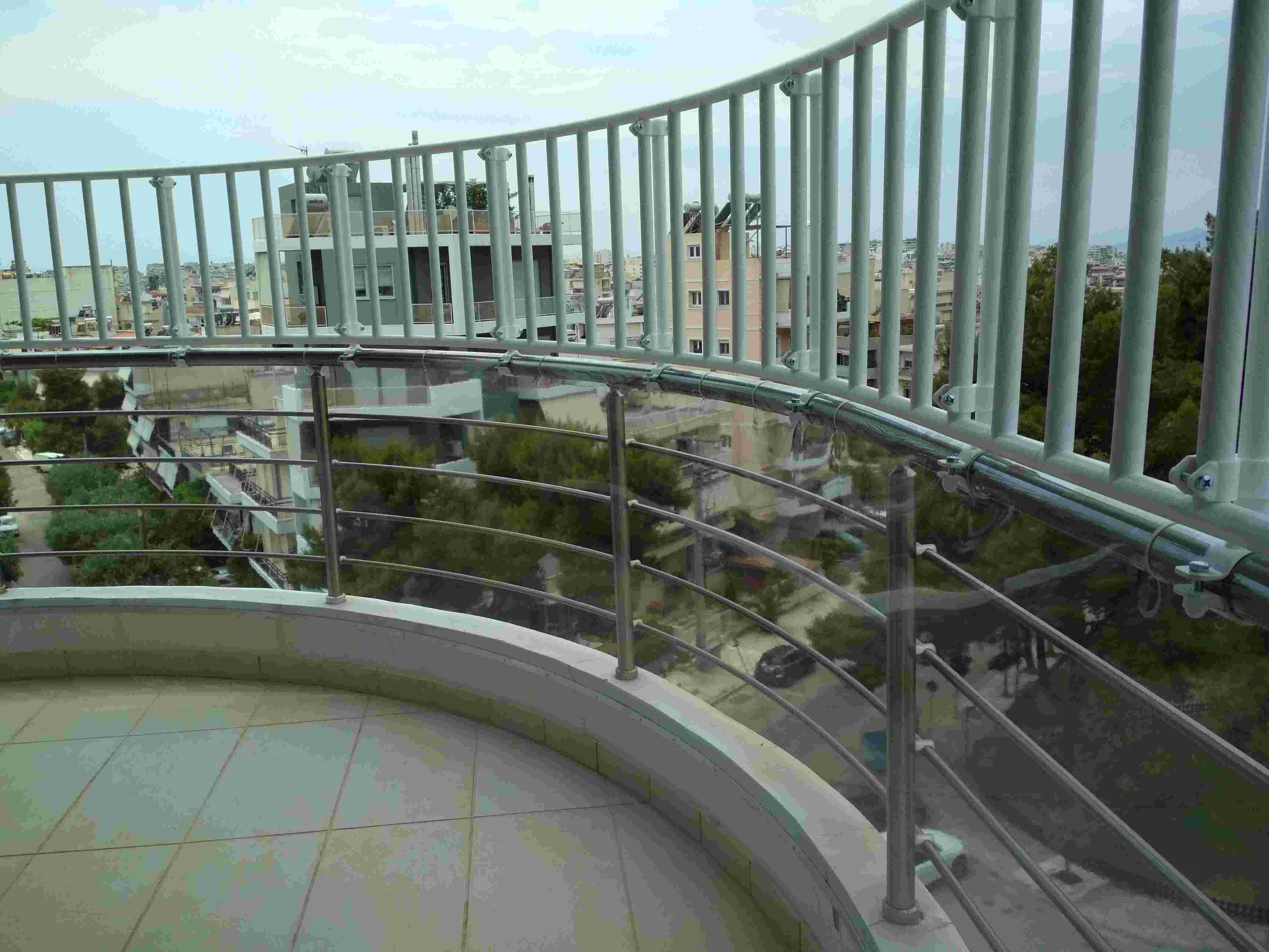 Μπαλκόνι με καμπύλες - Protex