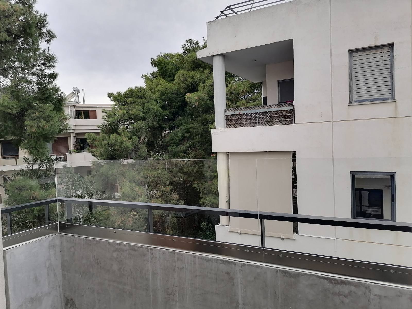 Ειδική κατασκευή με PlexiGlass σε τζάμι - Protex