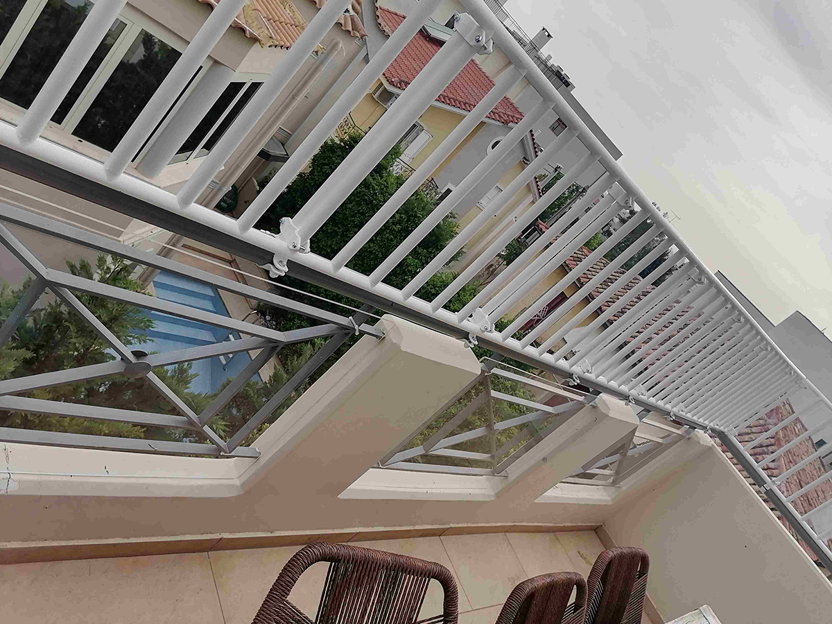 Διπλή κάλυψη με κάγκελο και plexiglass - Protex